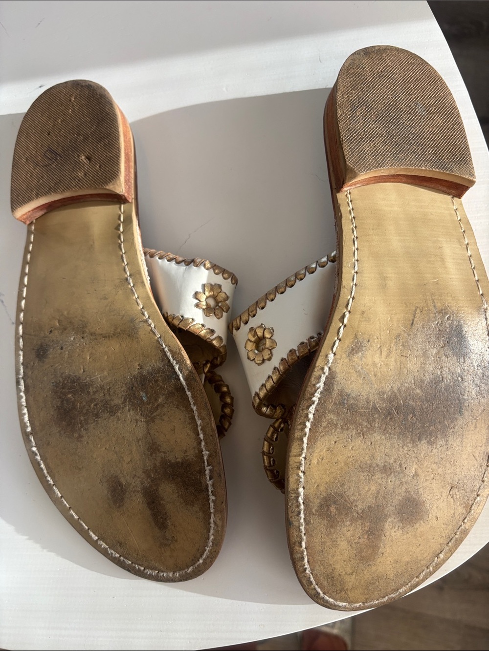 Women’s White Leather Slide Sandals with Gold Floral Accents - Picture 4 of 4